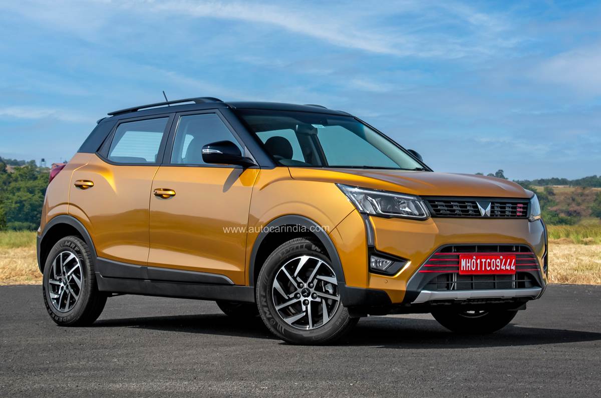 Mahindra XUV300 TurboSport front quarter